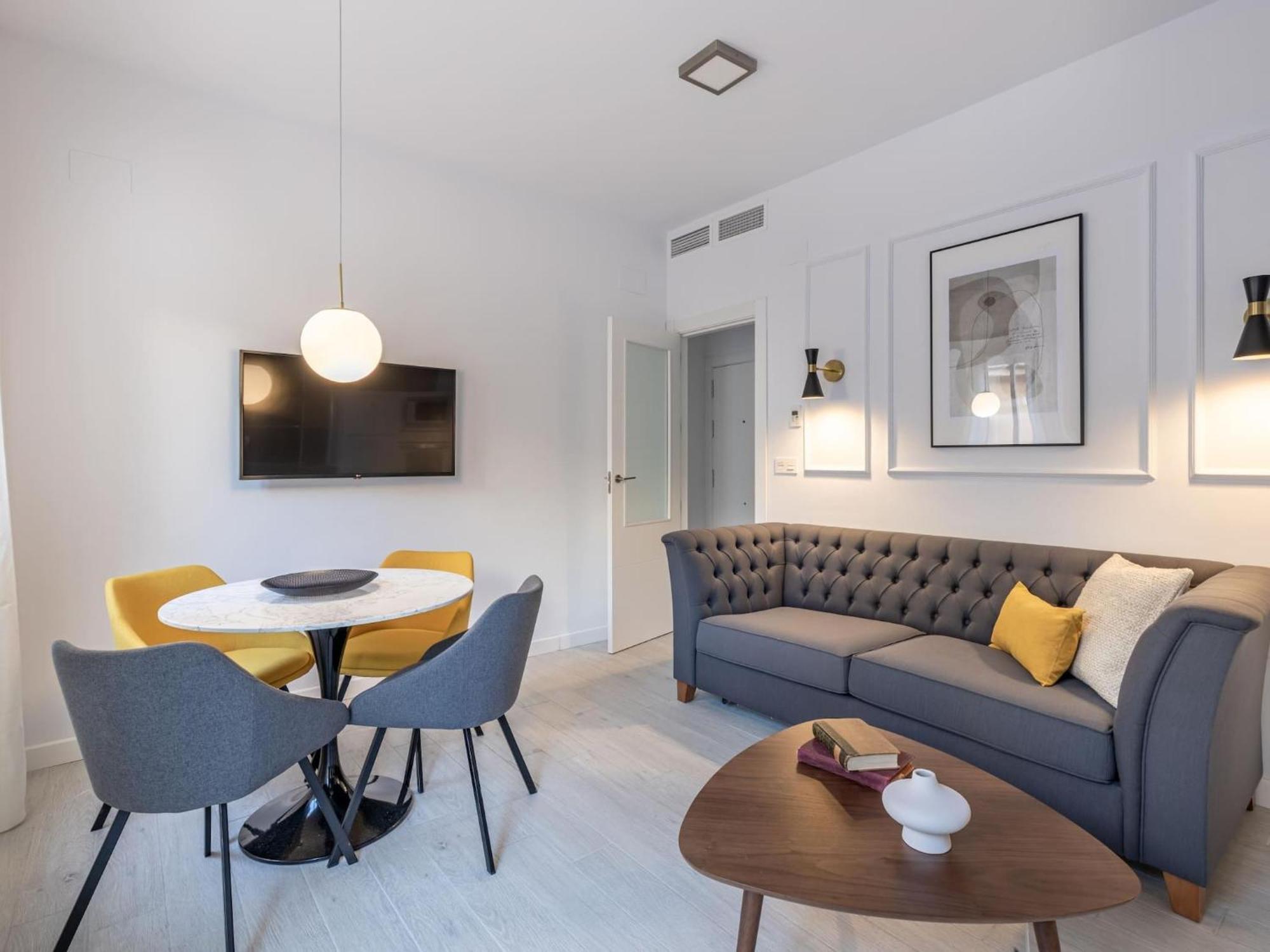 Central Stylish And Elegant 1 & 2 Bedroom Apartments III Granada Kültér fotó