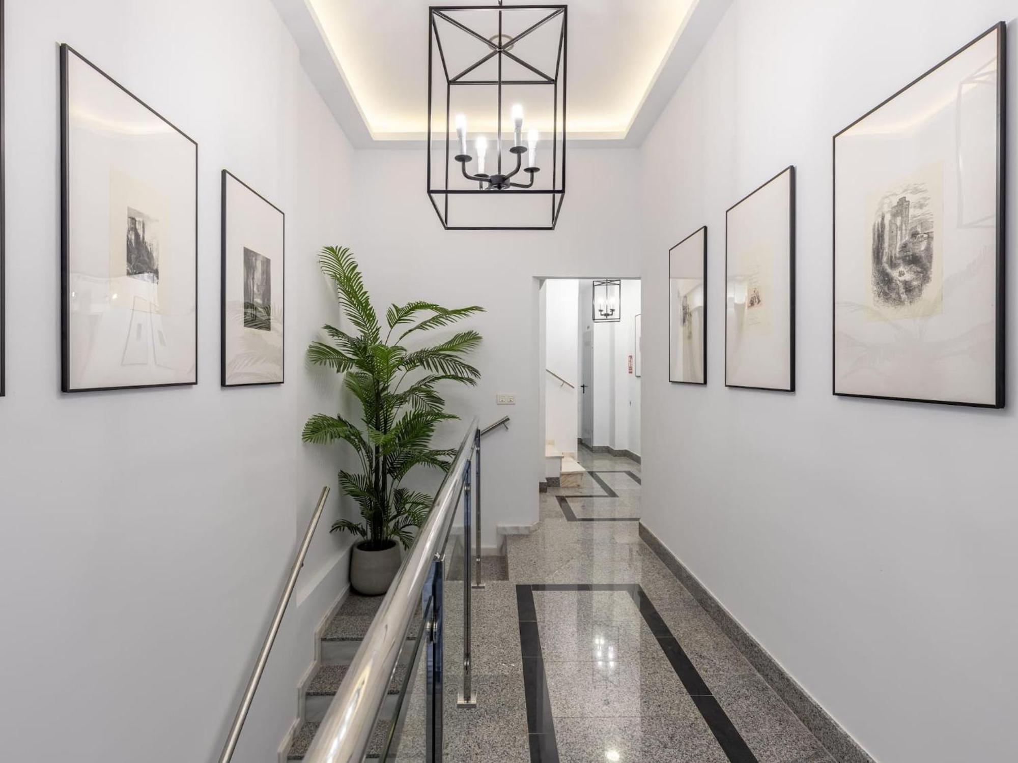 Central Stylish And Elegant 1 & 2 Bedroom Apartments III Granada Kültér fotó