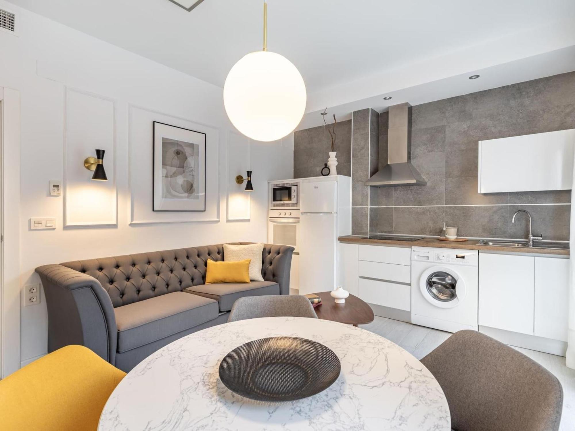 Central Stylish And Elegant 1 & 2 Bedroom Apartments III Granada Kültér fotó